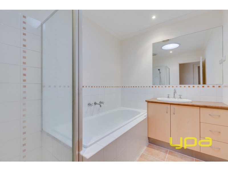 1/9 Vaina Street, Werribee VIC 3030