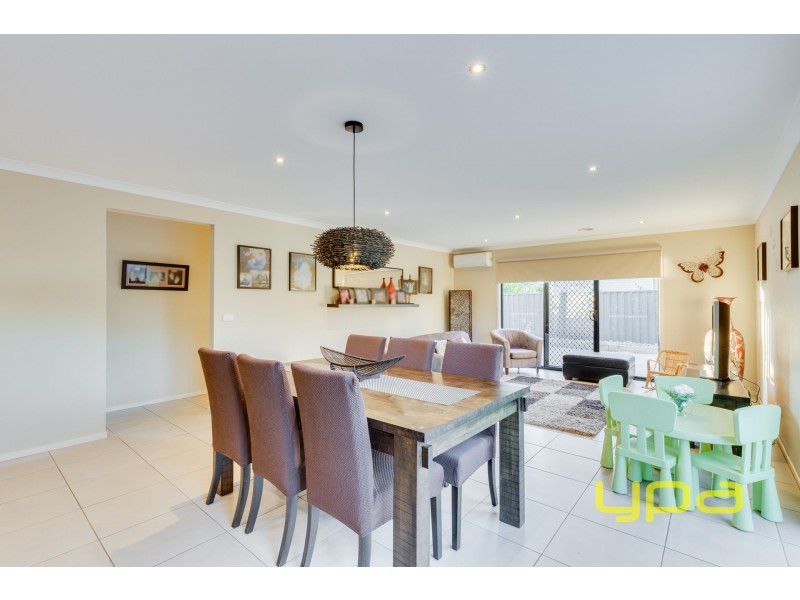 54 Kinglake Drive, Wyndham Vale VIC 3024