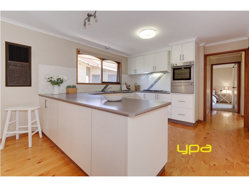 13 Allandale Court, Werribee VIC 3030