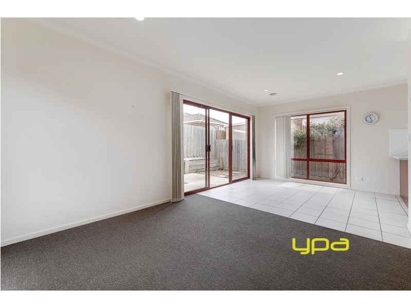 8/15A Hooker Road, Werribee VIC 3030
