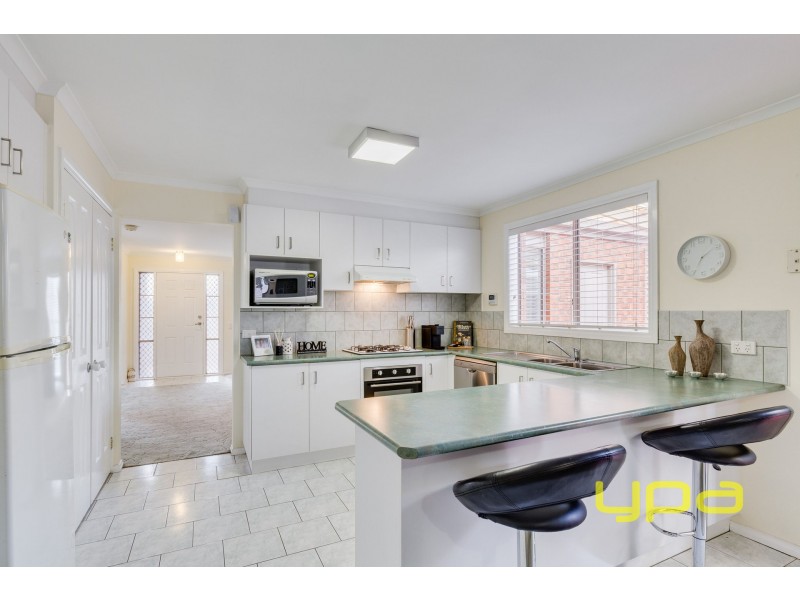 6 Priorswood Drive, Hoppers Crossing VIC 3029