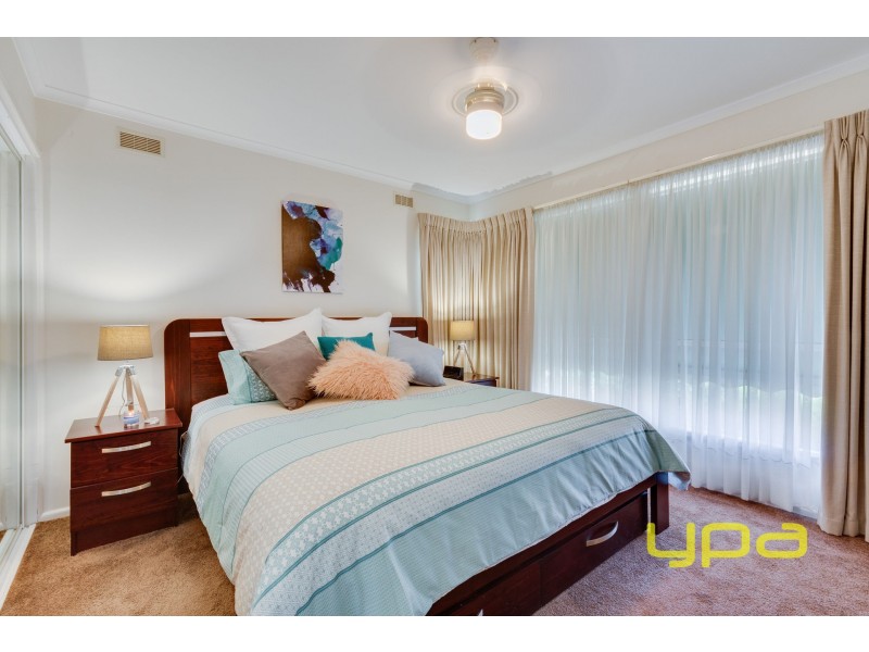 11 Bolger Crescent, Hoppers Crossing VIC 3029