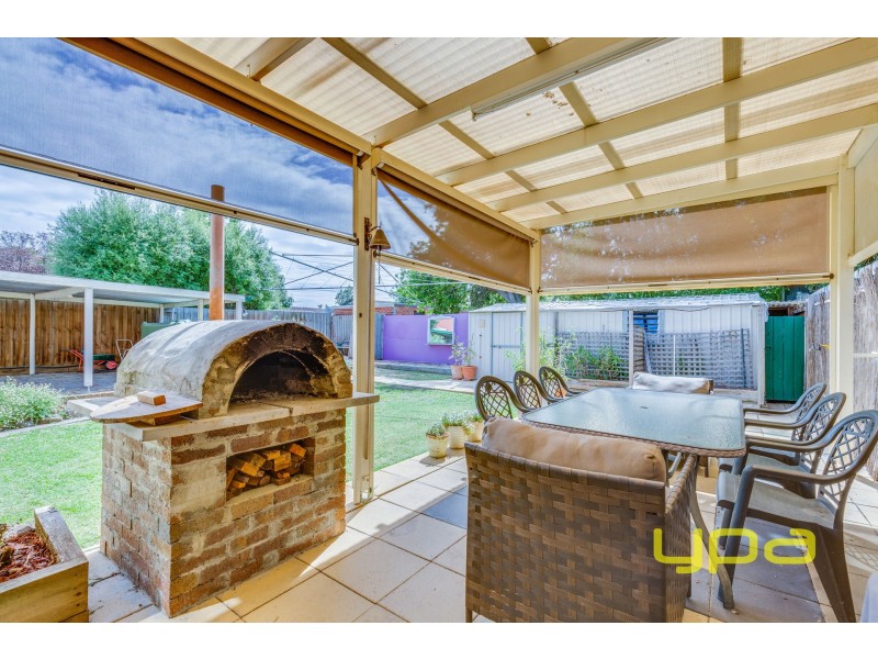 11 Bolger Crescent, Hoppers Crossing VIC 3029