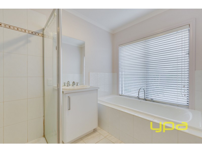 30 Eppalock Drive, Wyndham Vale VIC 3024