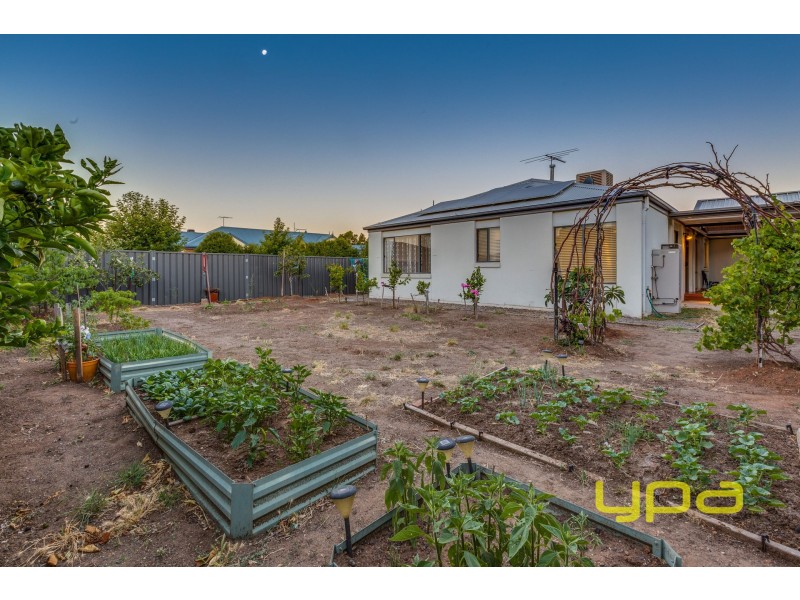 30 Eppalock Drive, Wyndham Vale VIC 3024