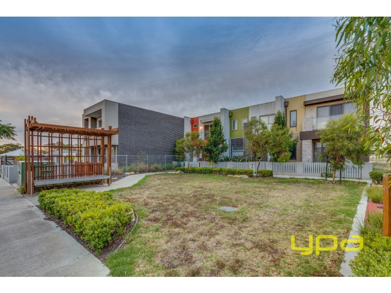 8 Hamlet Street, Werribee VIC 3030