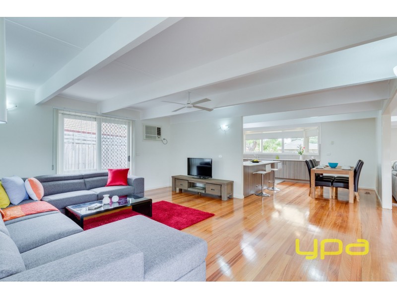 4 Davie Crescent, Hoppers Crossing VIC 3029