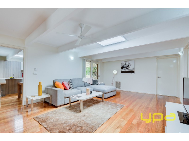 4 Davie Crescent, Hoppers Crossing VIC 3029