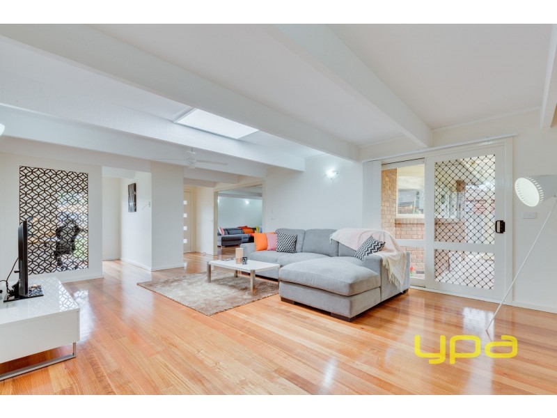 4 Davie Crescent, Hoppers Crossing VIC 3029