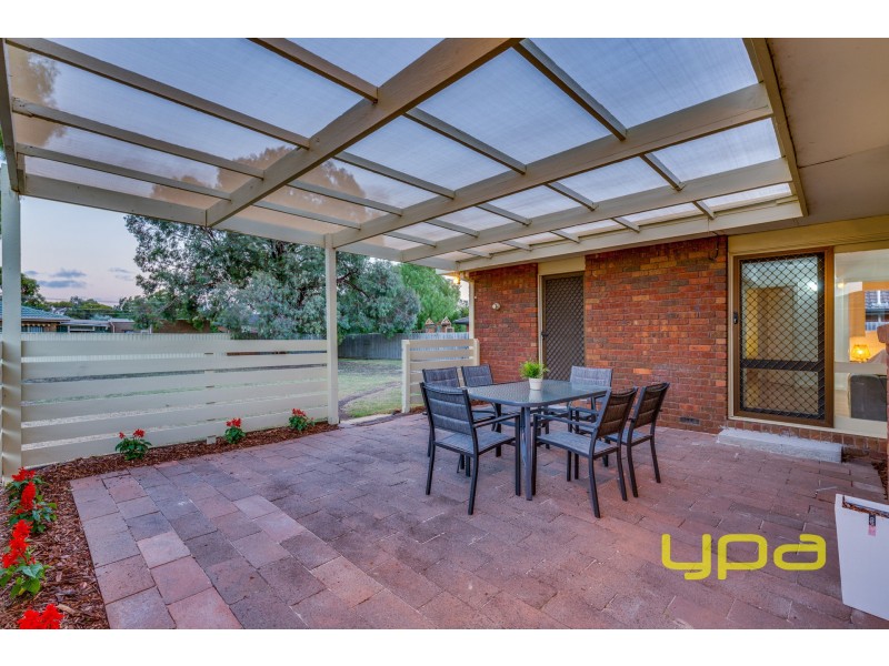 4 Davie Crescent, Hoppers Crossing VIC 3029