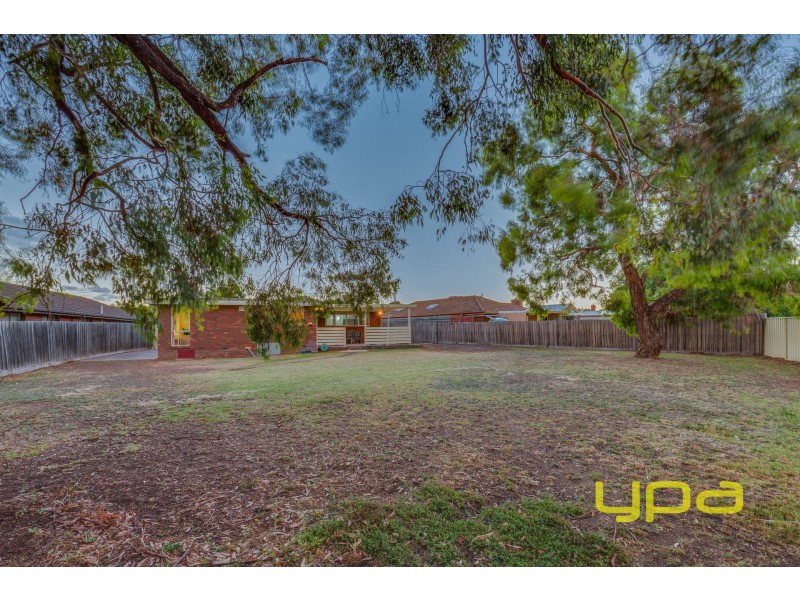 4 Davie Crescent, Hoppers Crossing VIC 3029