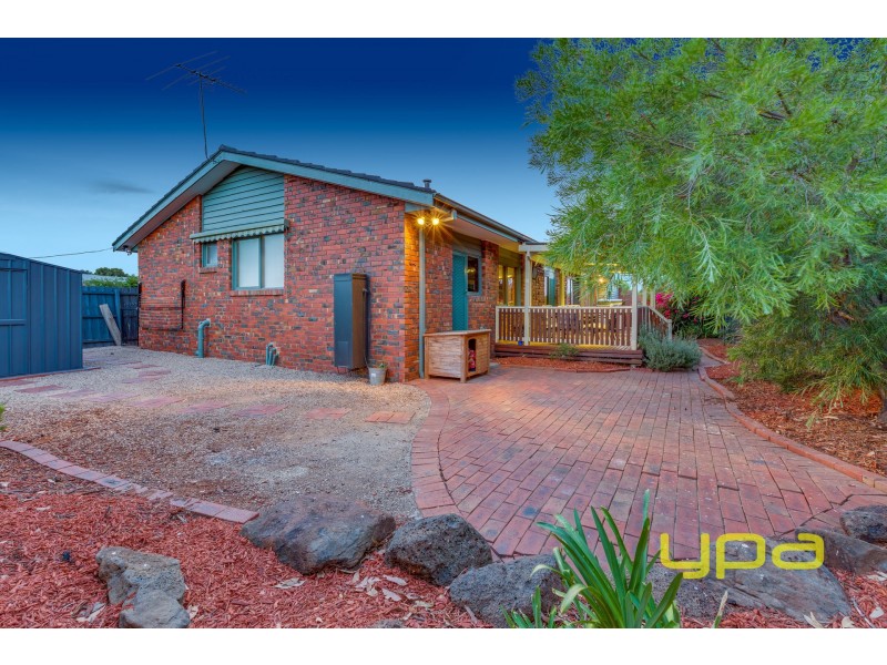 20 Milton Drive, Wyndham Vale VIC 3024