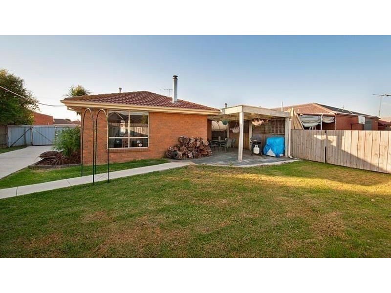 2 Weebill Court, Werribee VIC 3030