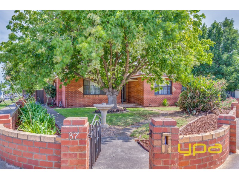 37 Duncans Road, Werribee VIC 3030