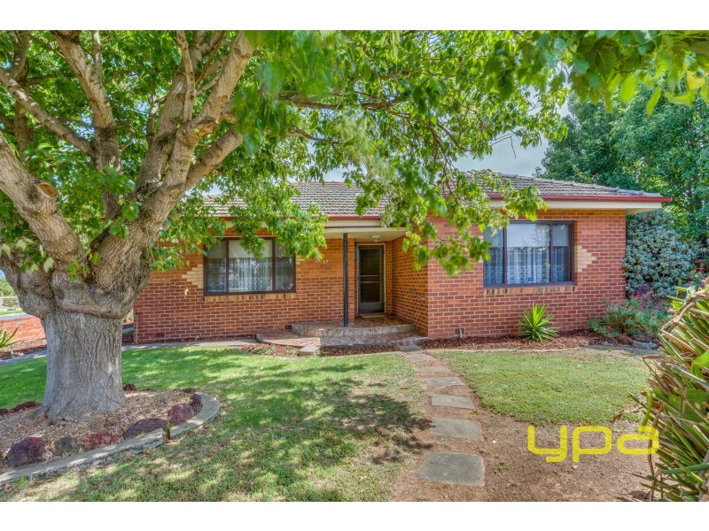 37 Duncans Road, Werribee VIC 3030