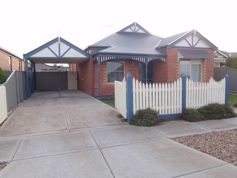 27 McMahon Crescent, Tarneit VIC 3029