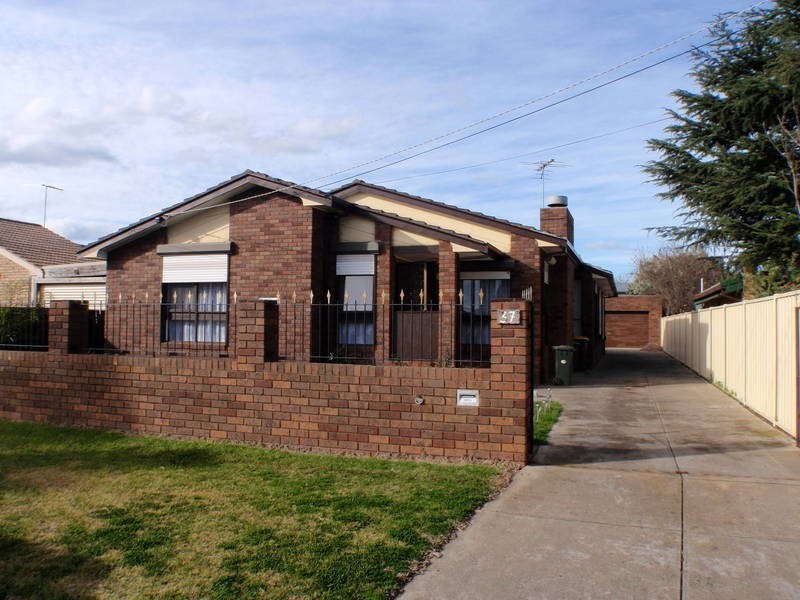 37 Crellin Avenue, Altona Meadows VIC 3028