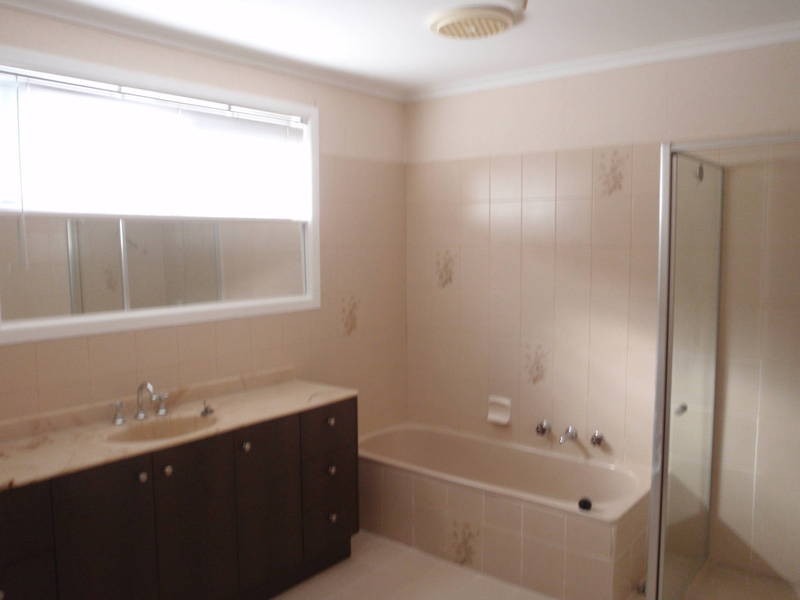 37 Crellin Avenue, Altona Meadows VIC 3028