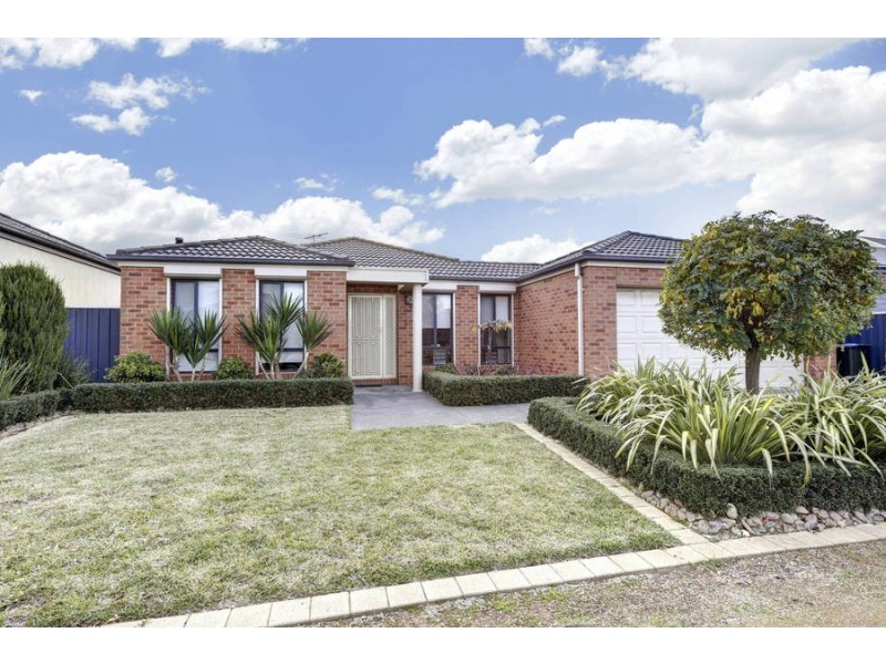 14 Yankos Drive, Werribee VIC 3030