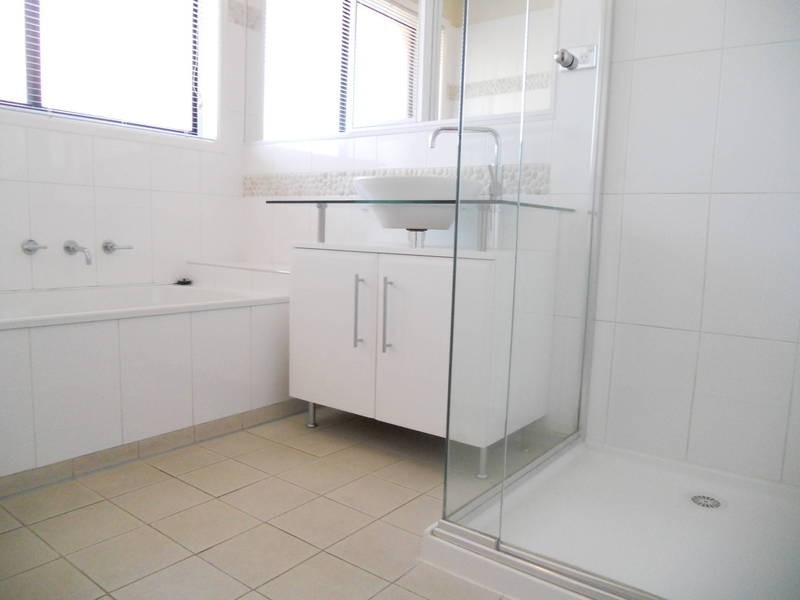 90 Silvereye Crescent, Werribee VIC 3030