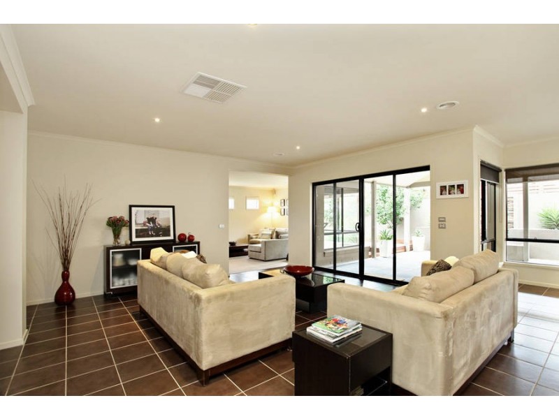 11 Satinwood Court, Werribee VIC 3030