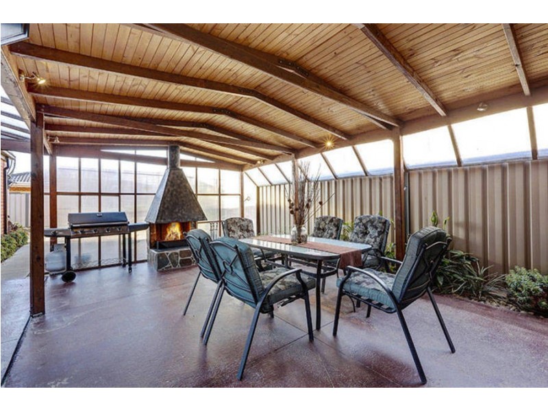 17 Hollows Circuit, Tarneit VIC 3029