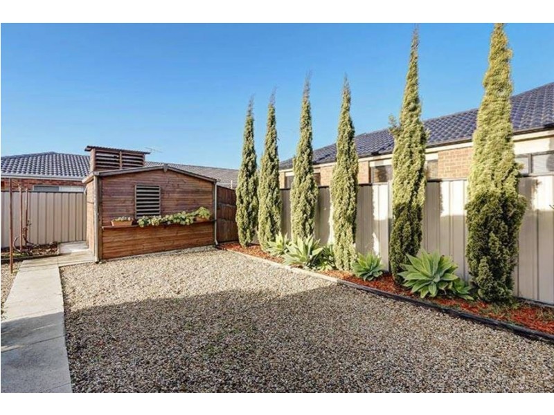17 Hollows Circuit, Tarneit VIC 3029