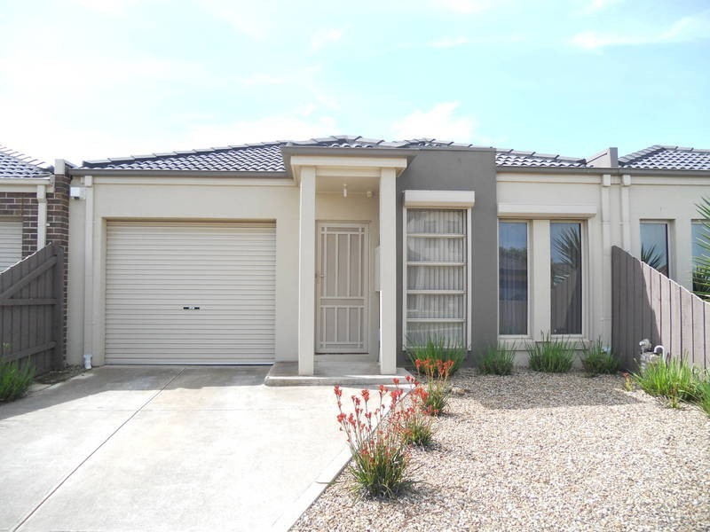 1/15 Montana Drive, Werribee VIC 3030