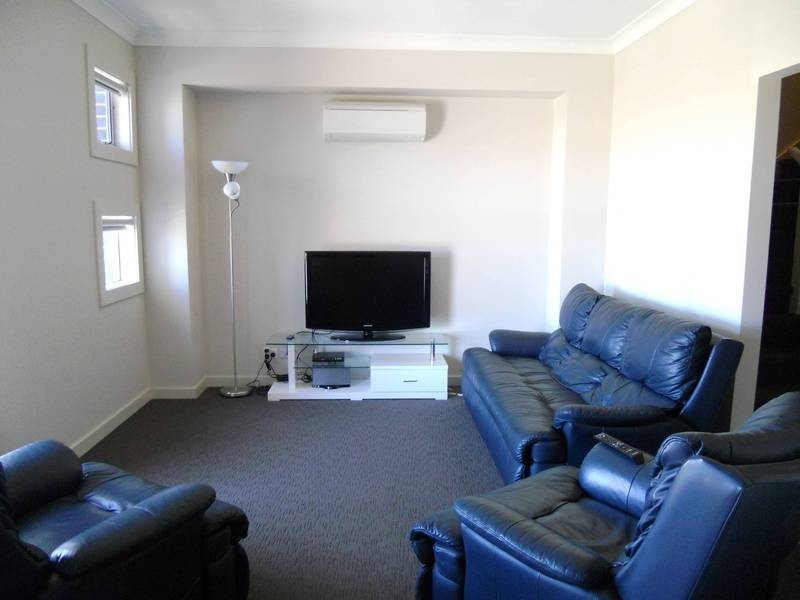 8 Hamlet Street, Werribee VIC 3030