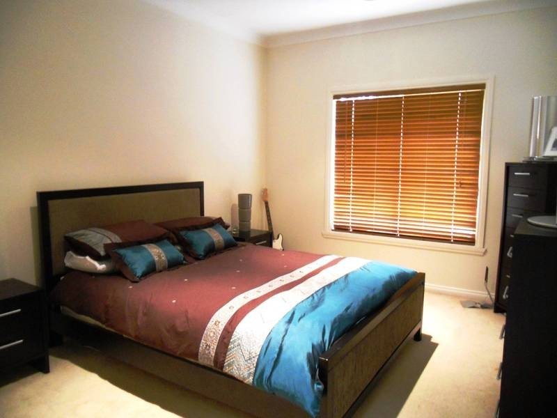 2/25 May Avenue, Altona Meadows VIC 3028