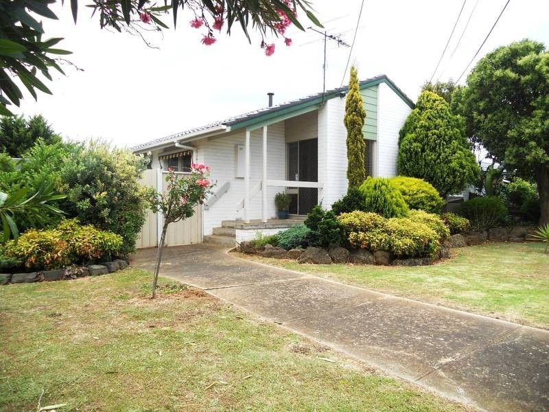 18 Parramatta Road, Werribee VIC 3030