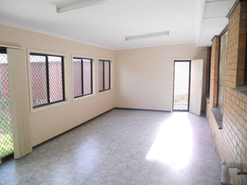 102 Heaths Road, Hoppers Crossing VIC 3029