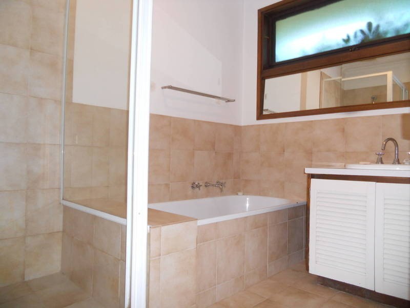 12 Lentara Crescent, Wyndham Vale VIC 3024