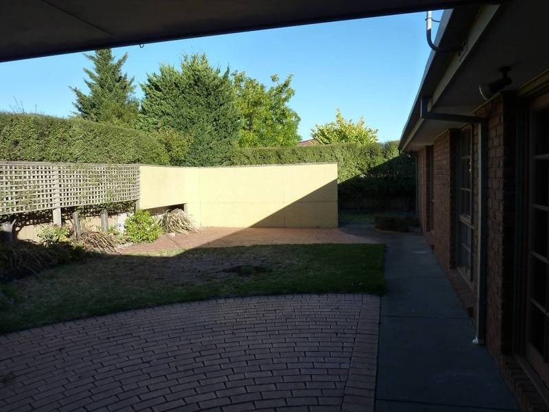 82 Bellbridge Drive, Hoppers Crossing VIC 3029