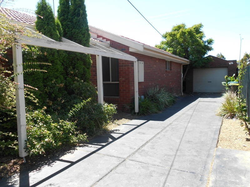 2/46 Weeden Drive, Werribee VIC 3030