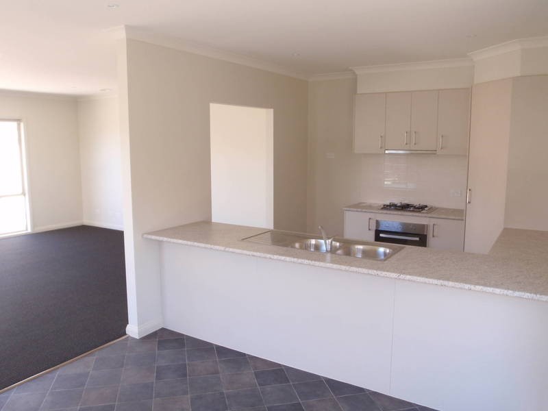 1/44 Rowes Road, Werribee VIC 3030