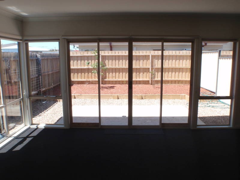 1/44 Rowes Road, Werribee VIC 3030