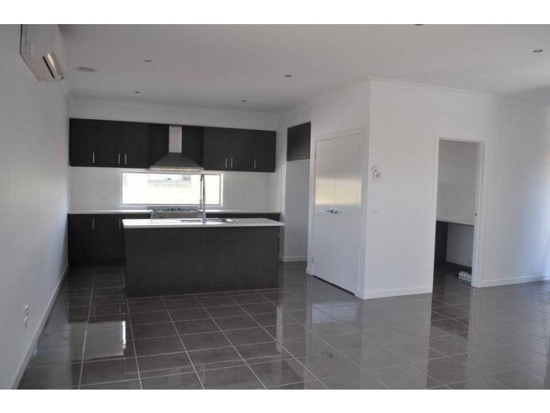 7 Hinkley Place, Werribee VIC 3030