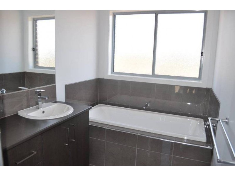 7 Hinkley Place, Werribee VIC 3030