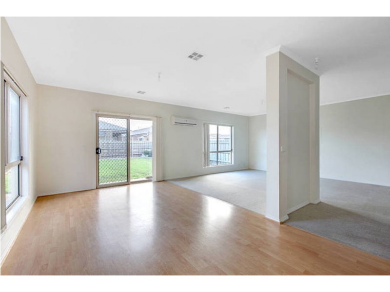 33 Egan Close, Werribee VIC 3030