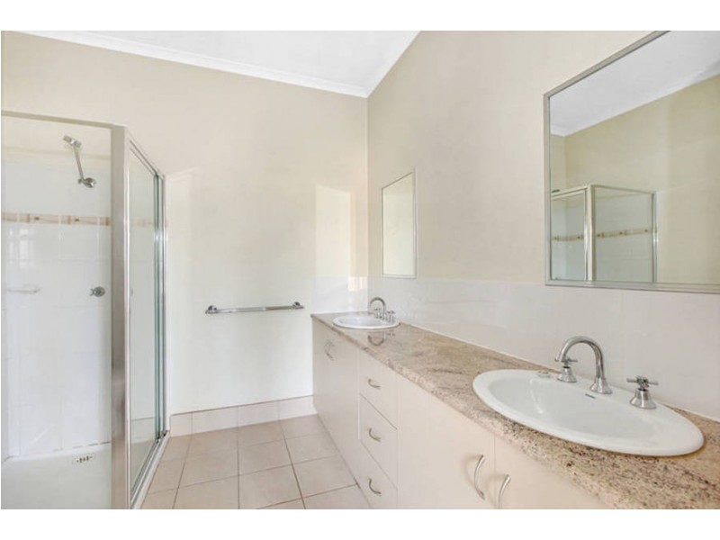 33 Egan Close, Werribee VIC 3030