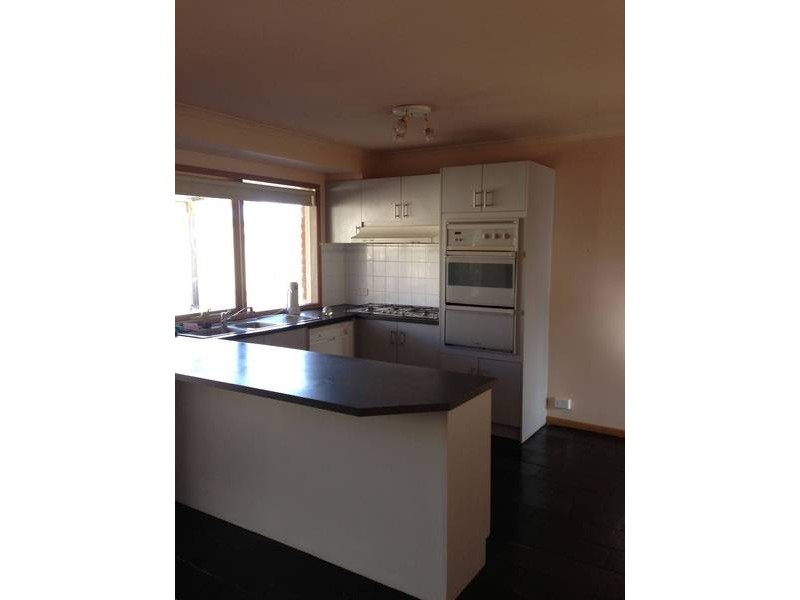 66 Dowling Avenue, Hoppers Crossing VIC 3029