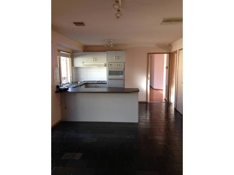 66 Dowling Avenue, Hoppers Crossing VIC 3029