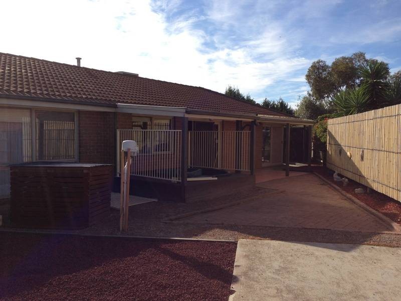 66 Dowling Avenue, Hoppers Crossing VIC 3029