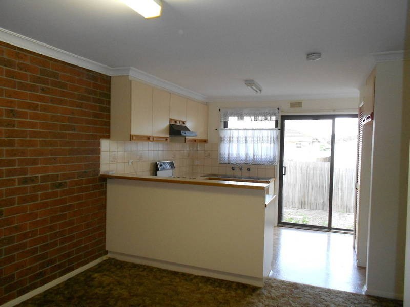 9/31-33 Deutgam Street, Werribee VIC 3030