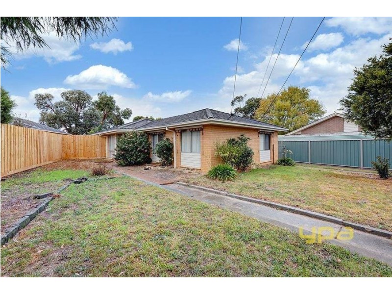 4 Malleehen Street, Werribee VIC 3030