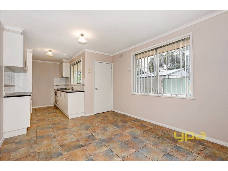 4 Malleehen Street, Werribee VIC 3030