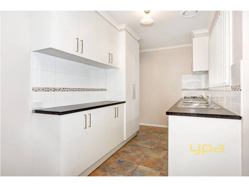 4 Malleehen Street, Werribee VIC 3030