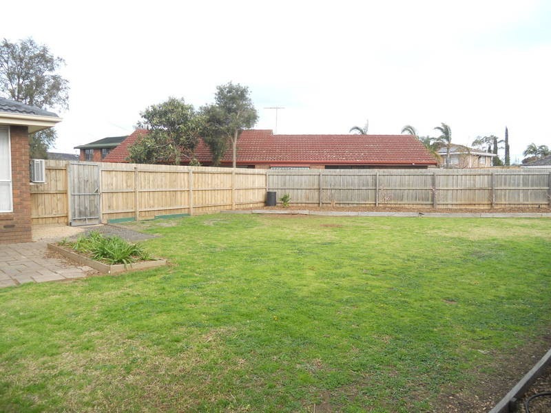 5  Penn Close, Werribee VIC 3030