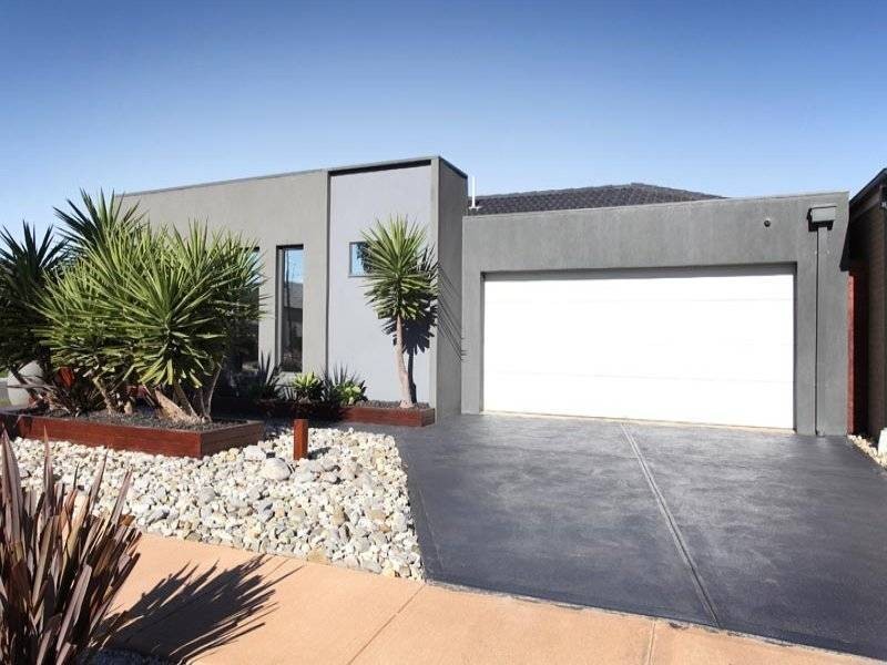 44 Urban Drive, Williams Landing VIC 3027